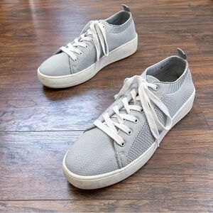 Steve Madden • Bardo Sneaker grey knit platform chunky flatform lace up